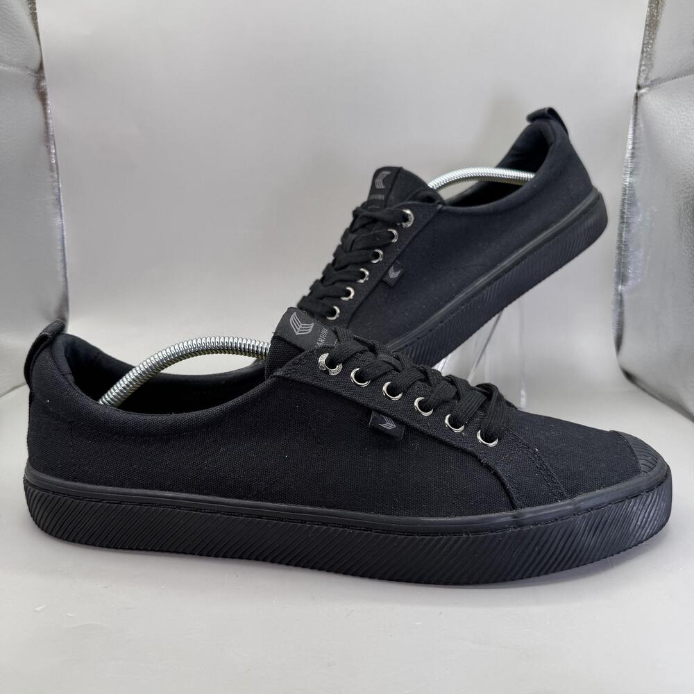 Cariuma OCA Shoes Mens Size 12.5 Black Canvas Low Top Skate Sneakers
